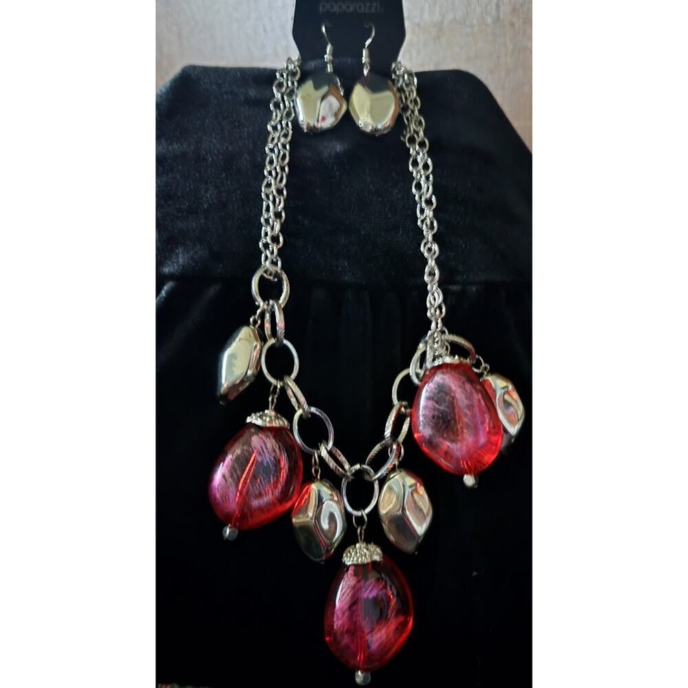 Paparazzi: Looking Glass Glamorous - Red Necklace Silver Tone